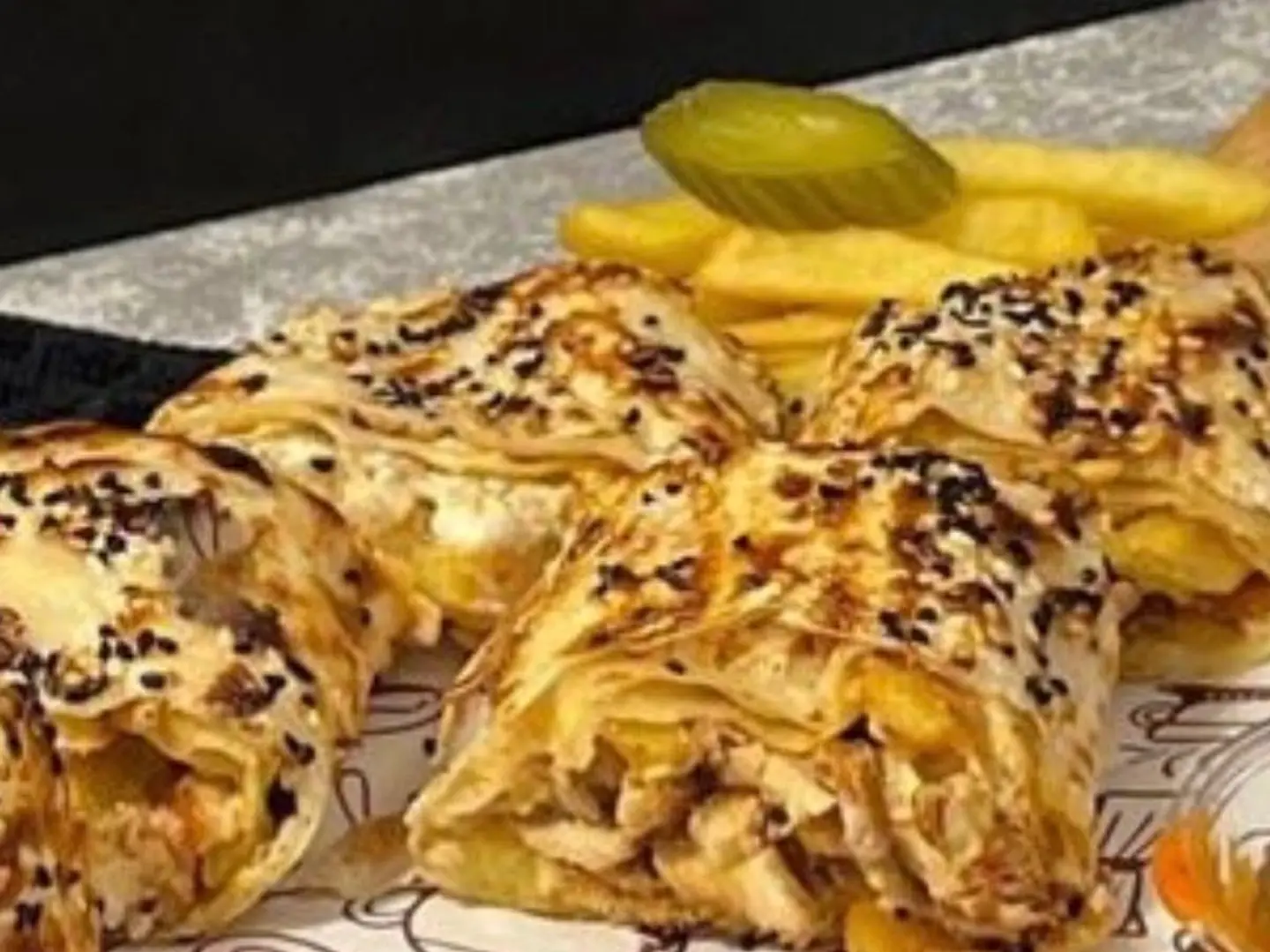 عربي لوزين كبير