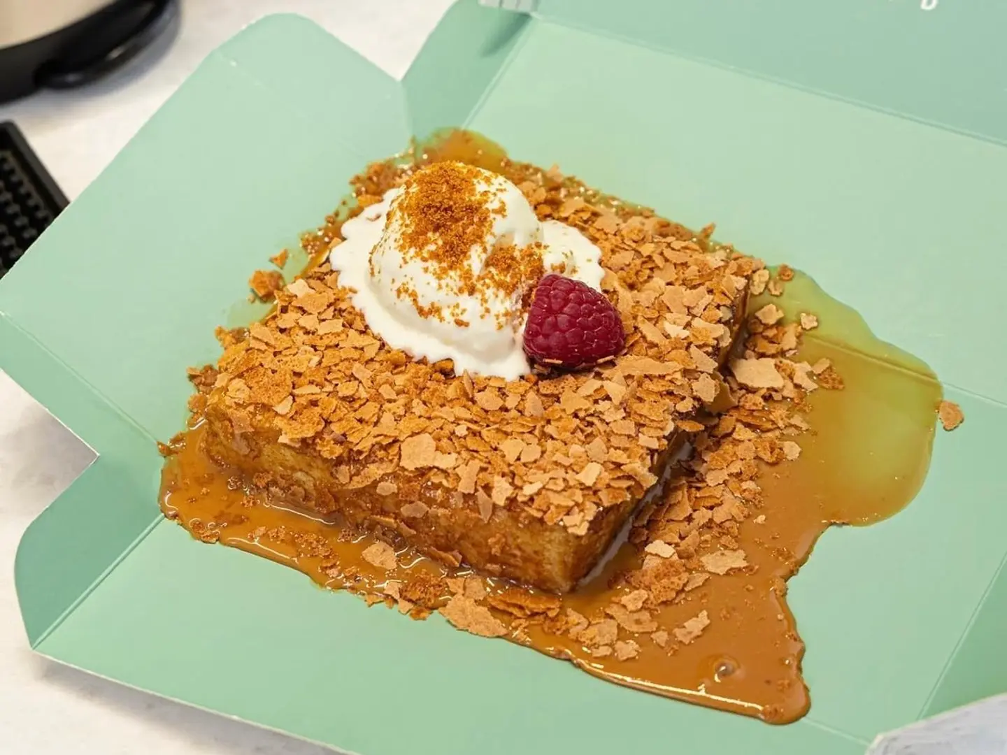 فرنش توست كراميل محشي قشطة