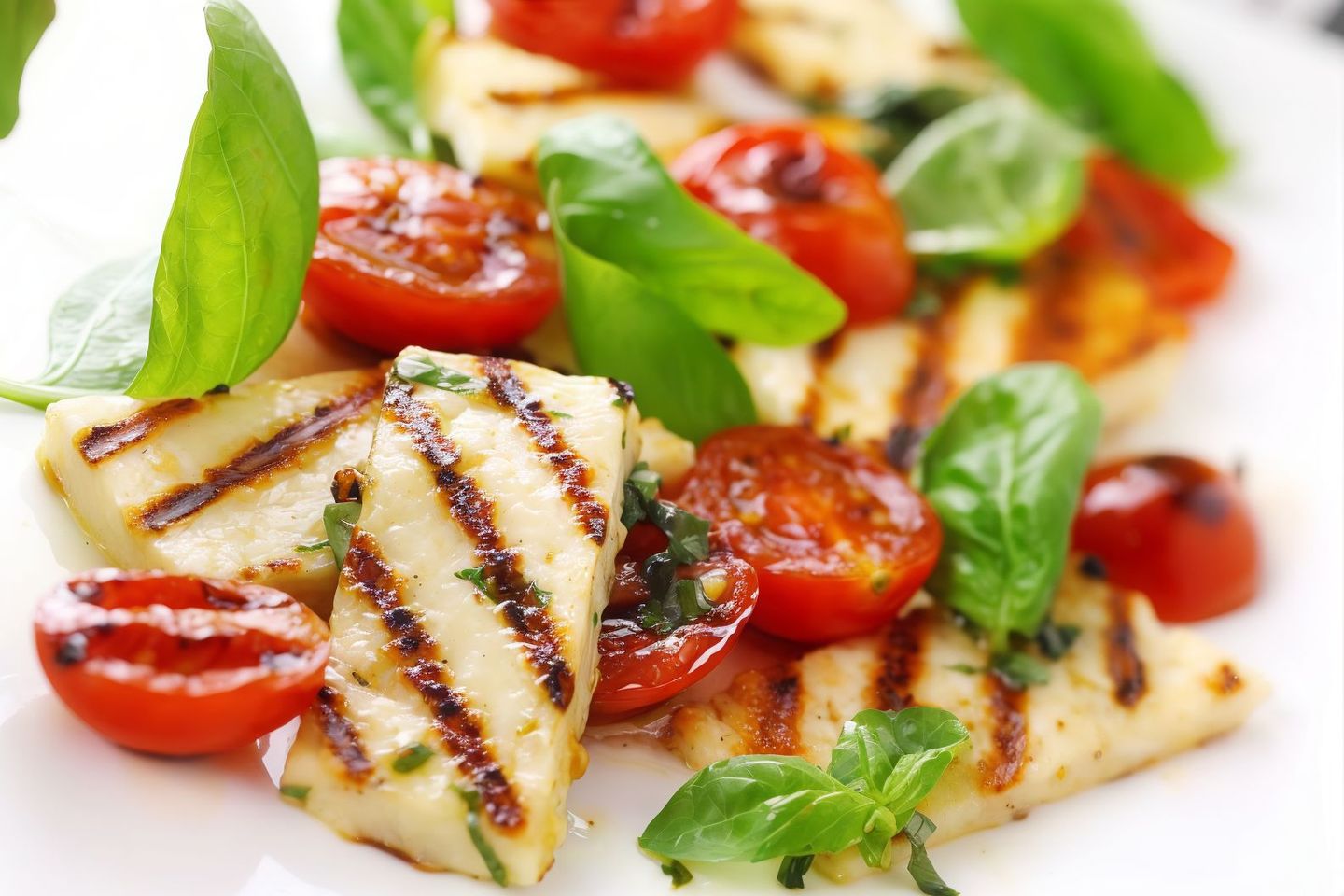 Grilled Halloumi Dish With Vegetables