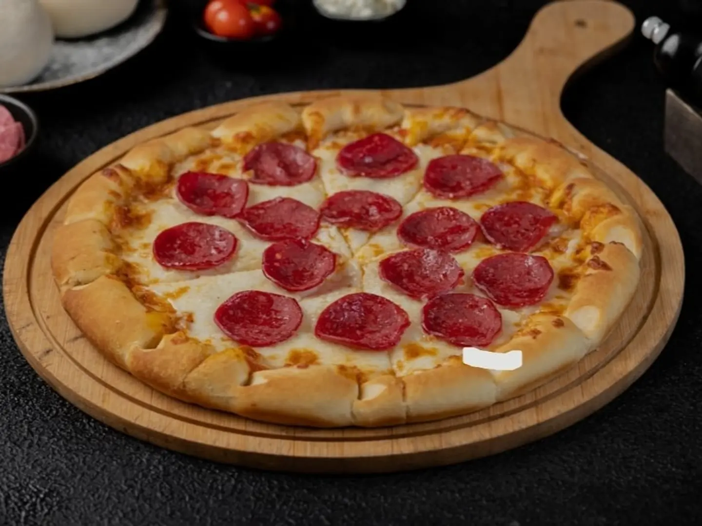 بيتزا نقانق