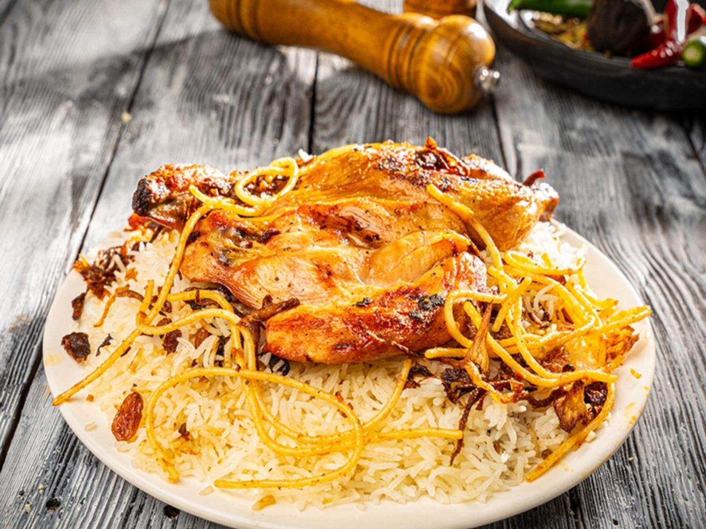 نصف دجاج مظبي ارز العاذرية مثلوثة