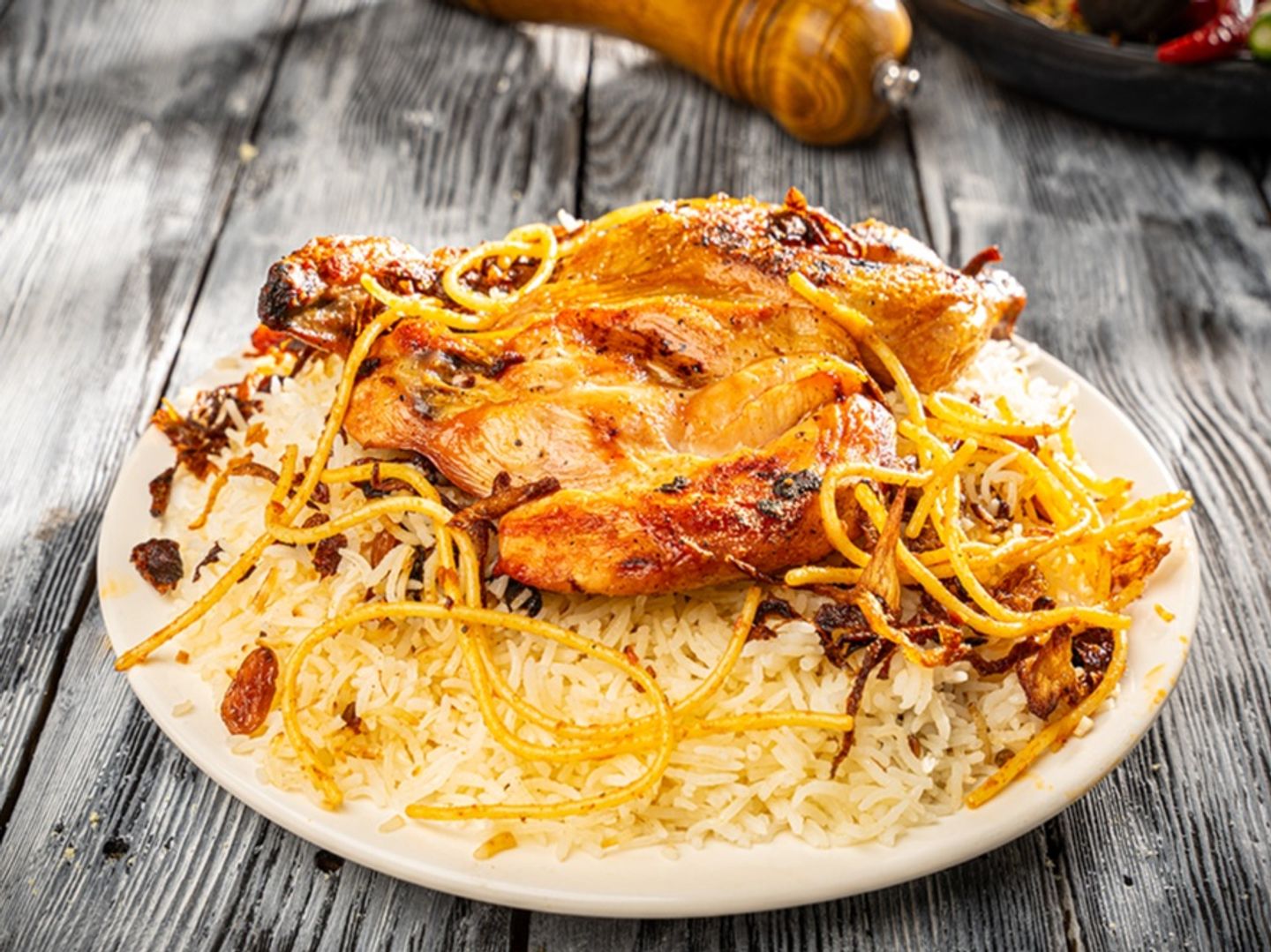 نصف دجاج مظبي ارز بشاور