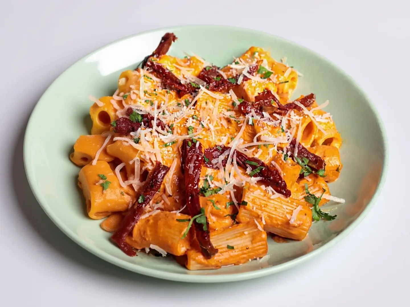 ريقاتوني الدجاج الحارة