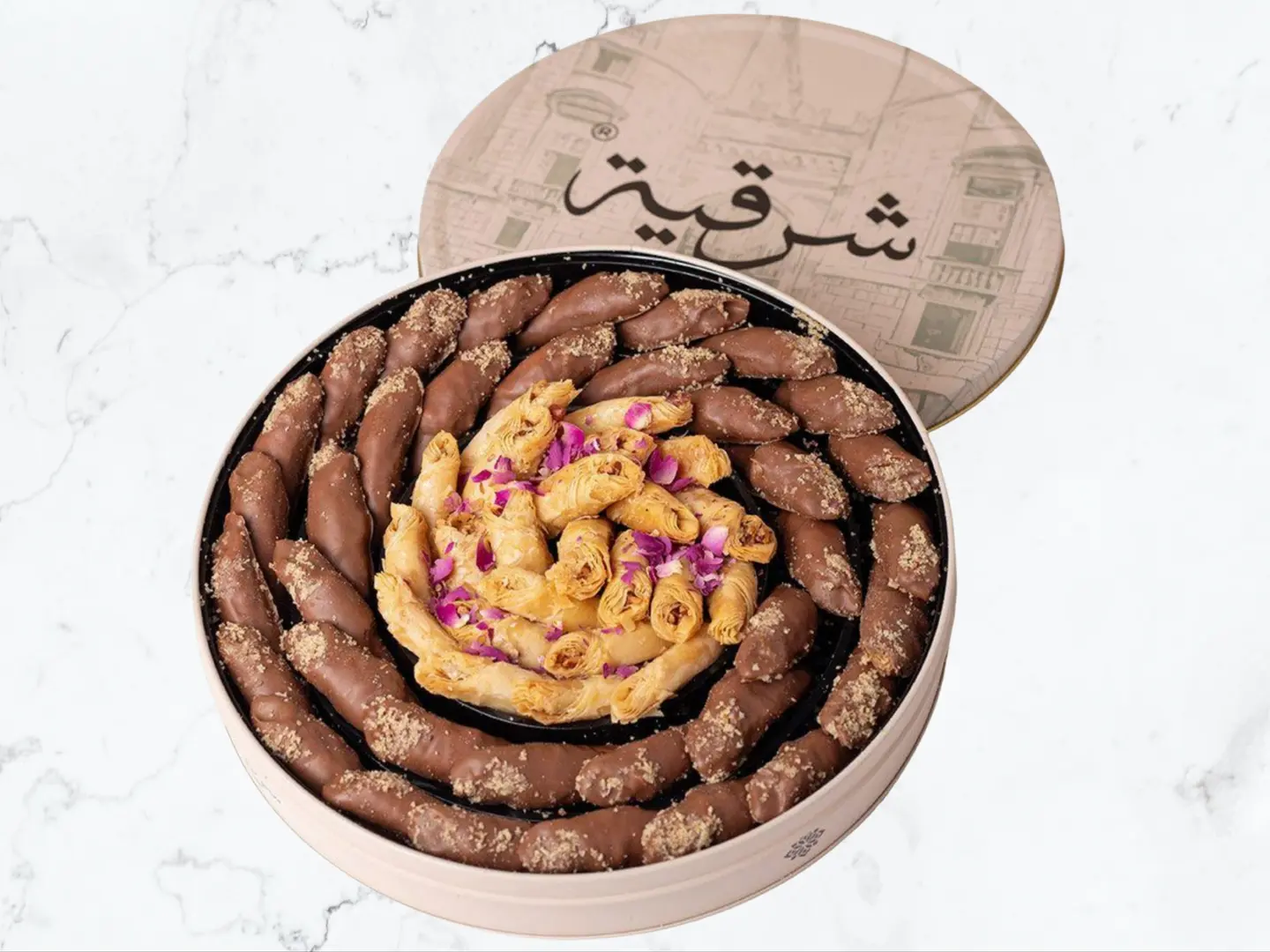بقلاوه شرقيه بيكان وشوكلاته