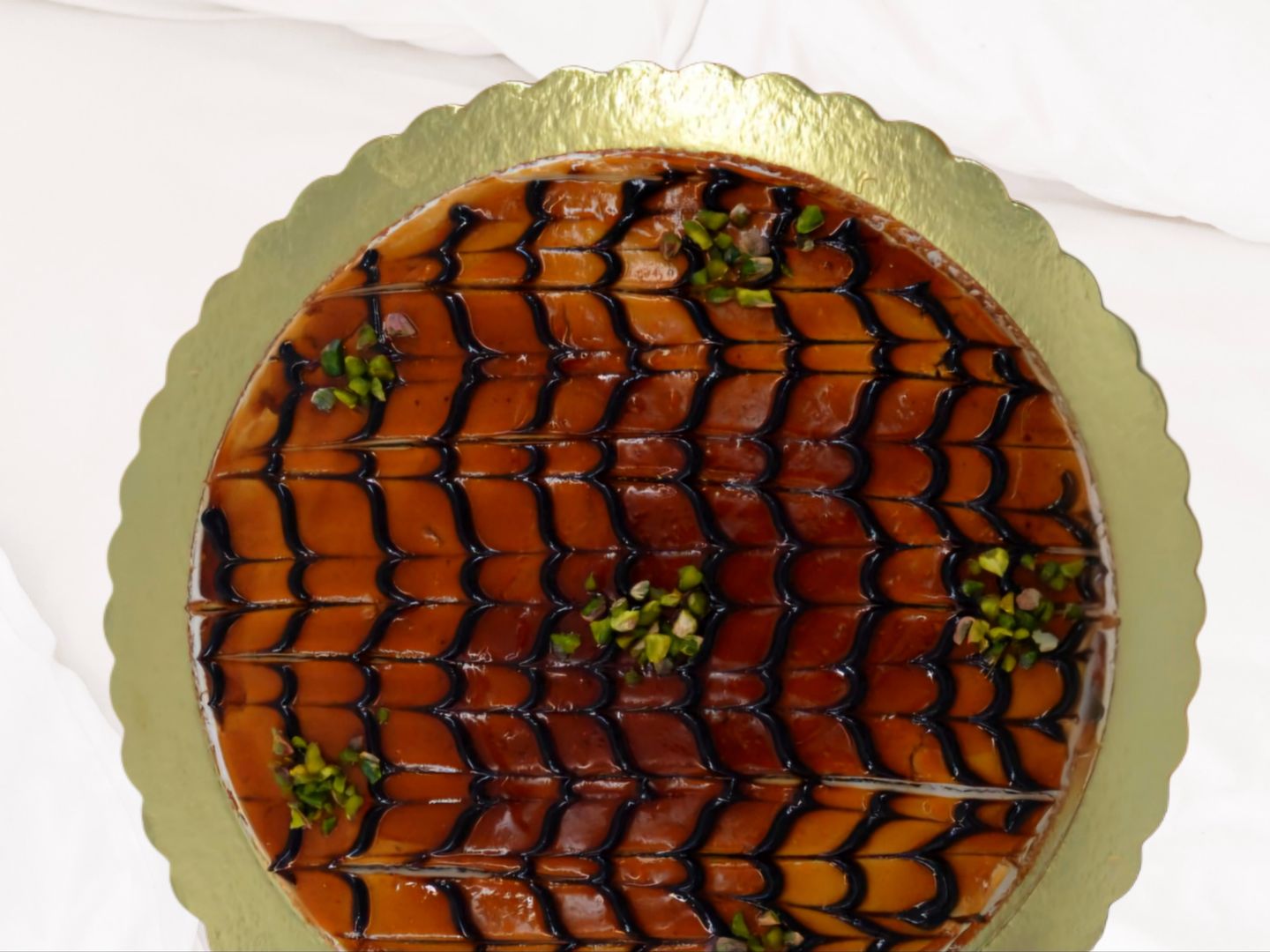 كيكه المدلعه الذهبيه