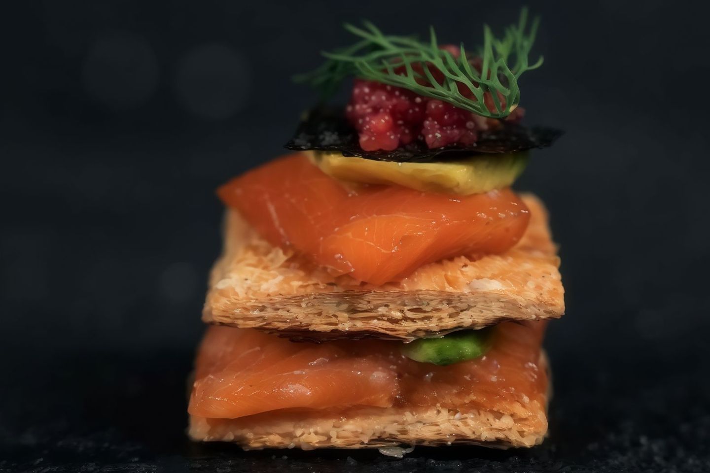 Salmon Sushi 20 Pieces