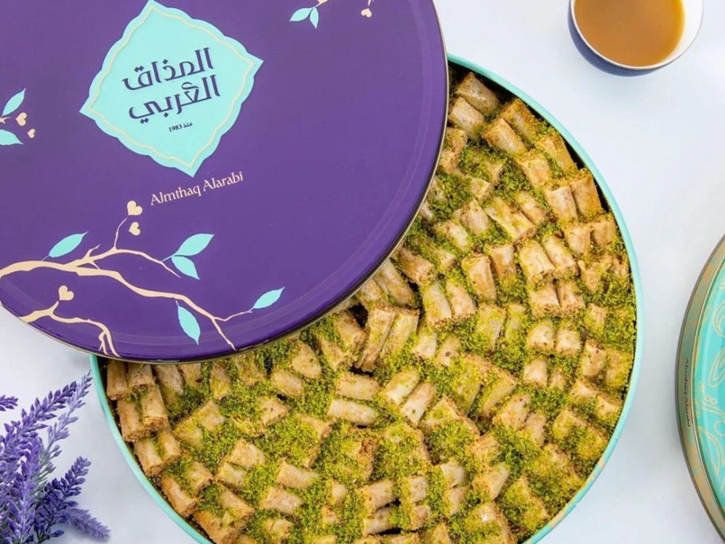 بقلاوة المذاق العربي أصابع كبير