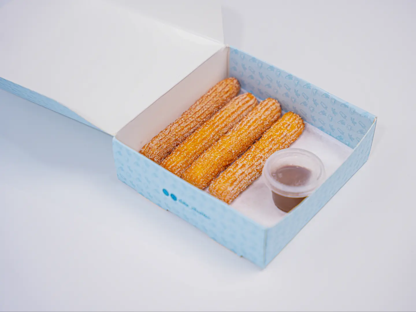 ٤ قطع تشوروز كلاسيك