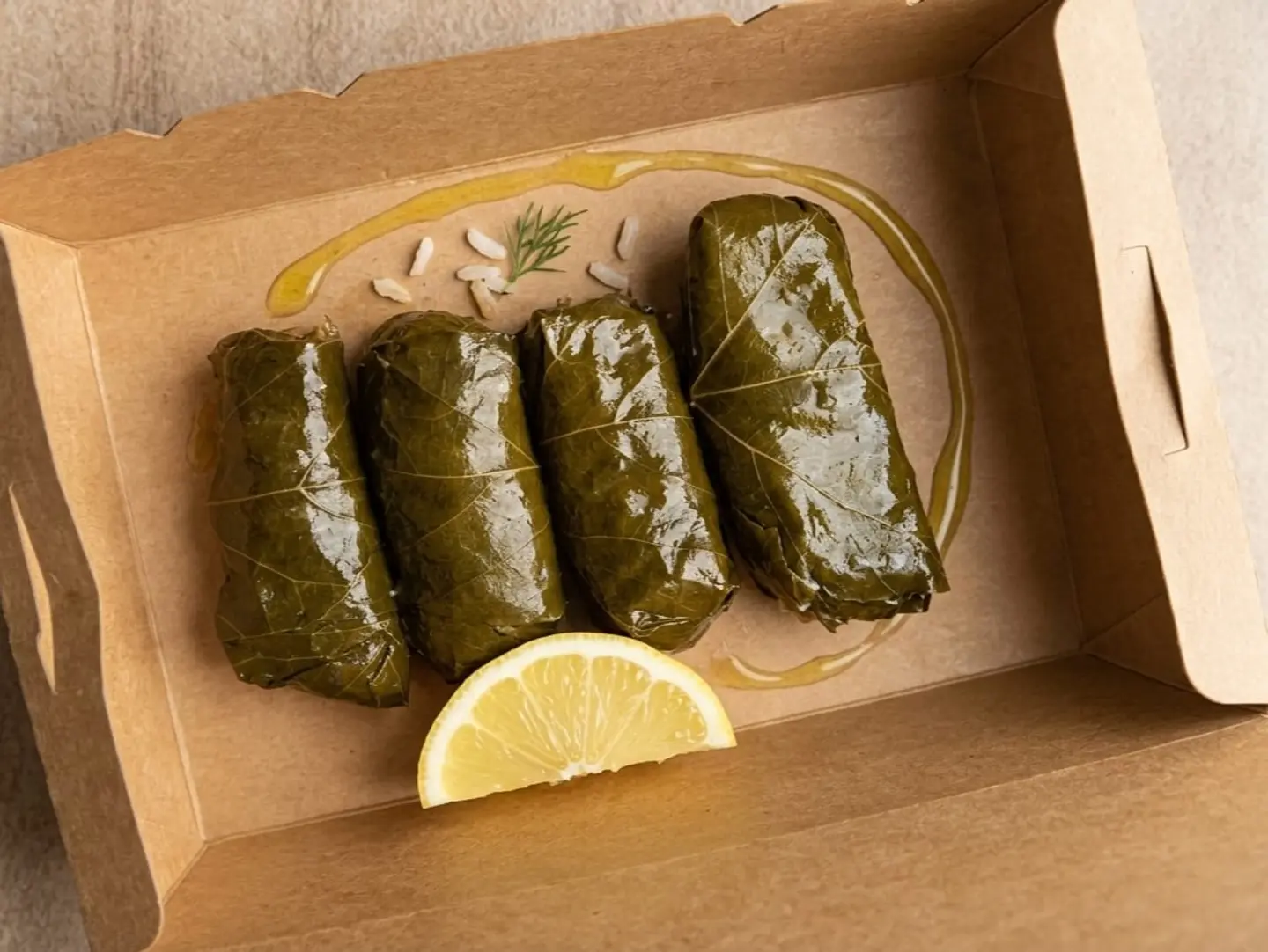 ورق عنب 4 حبات