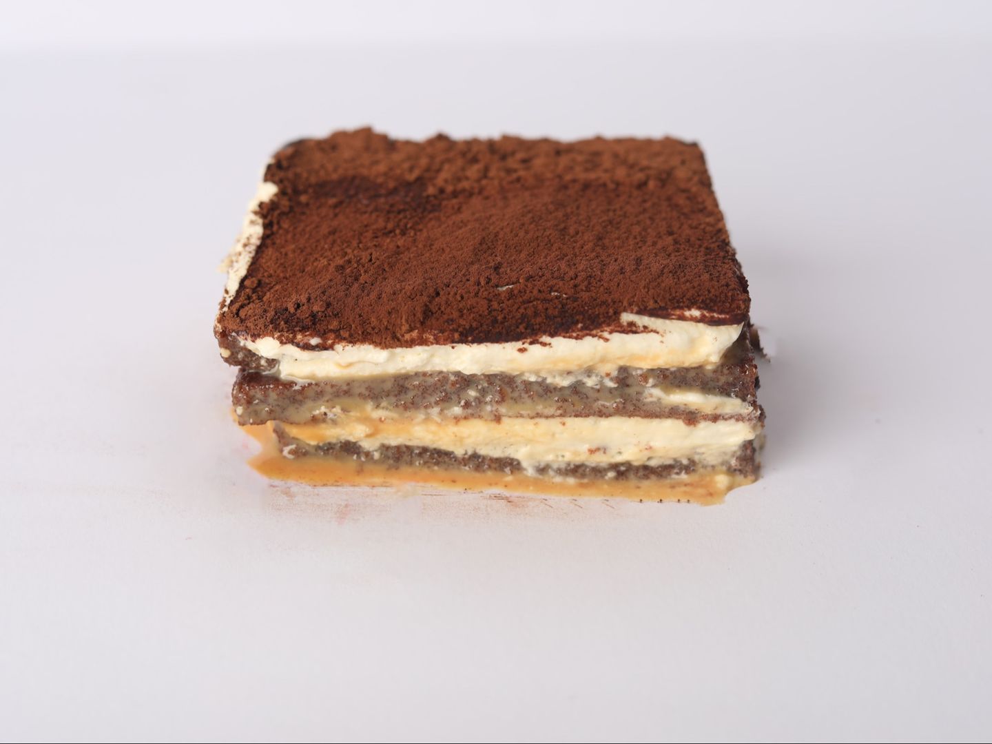 Deluci Cake