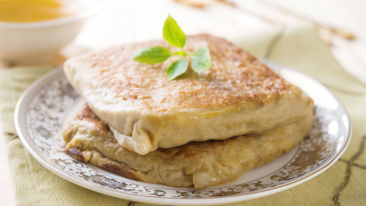 Mutabbak With Tuna And Eggs