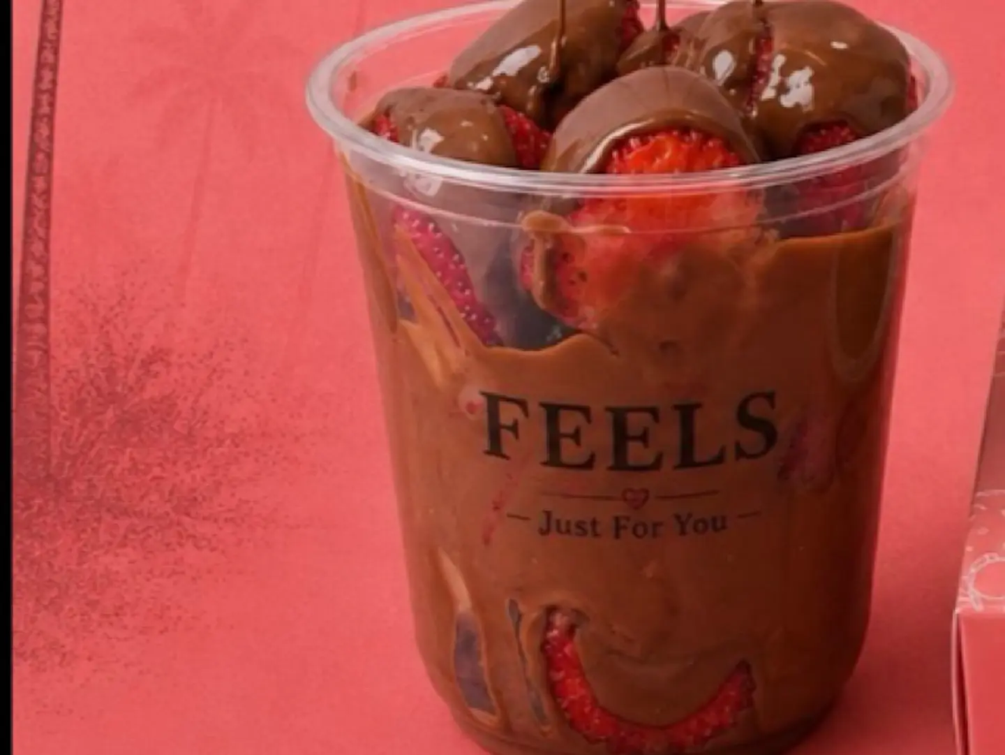 Strawberry Feels Cup