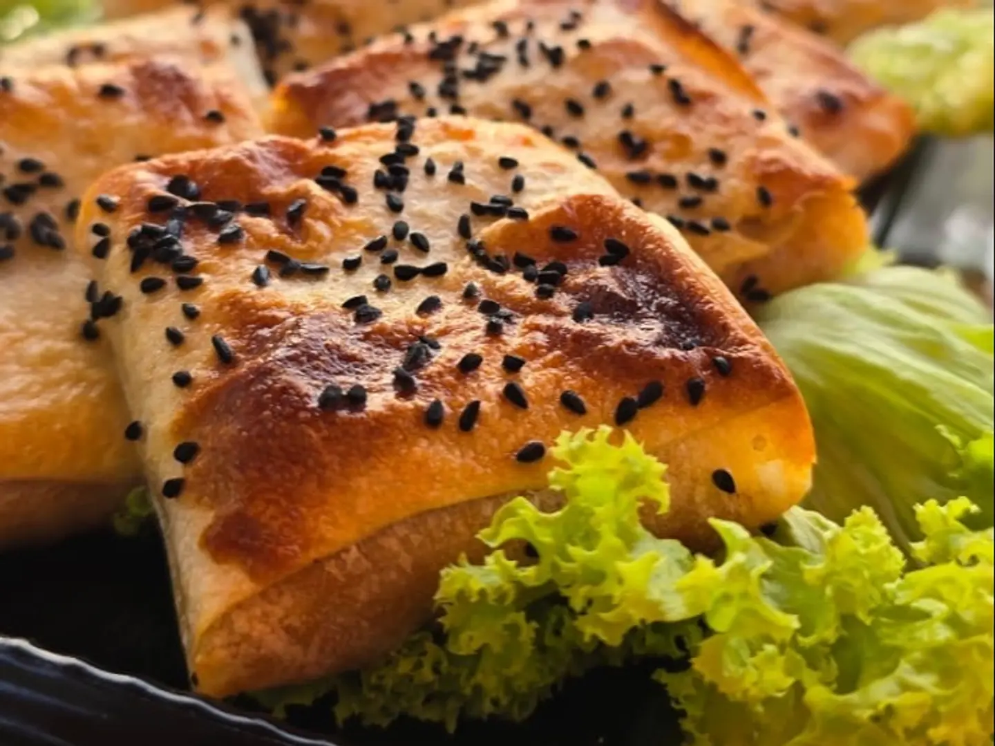 سمبوسه بان مي جمبري مع الشعيريه