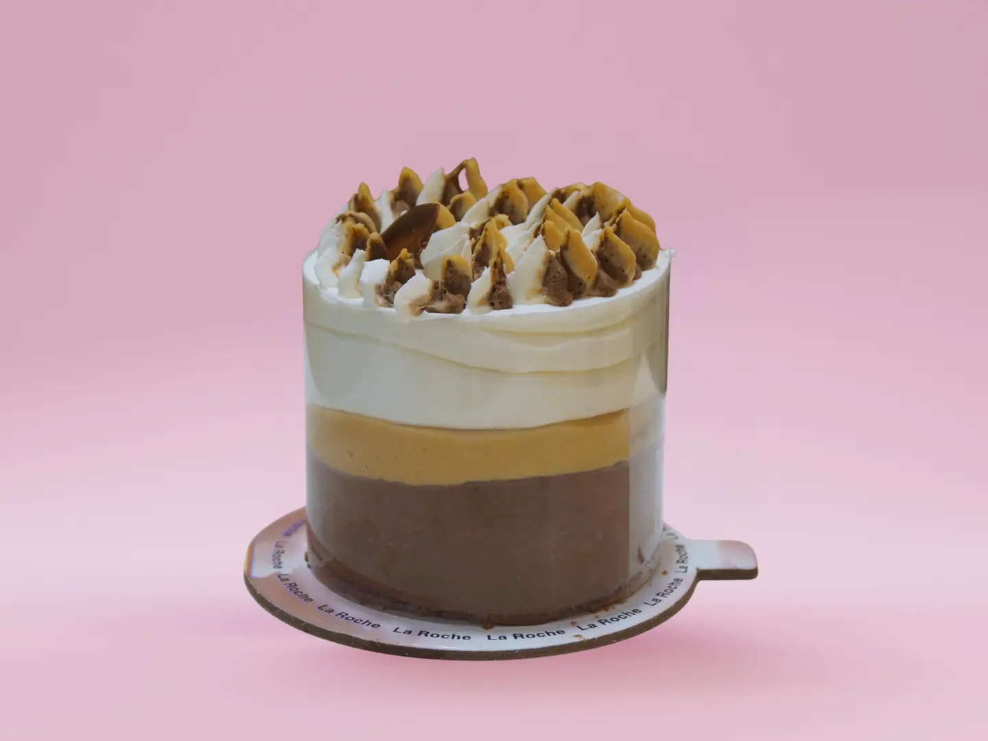 موس الشوكولاتة الثلاثية الصغيرة