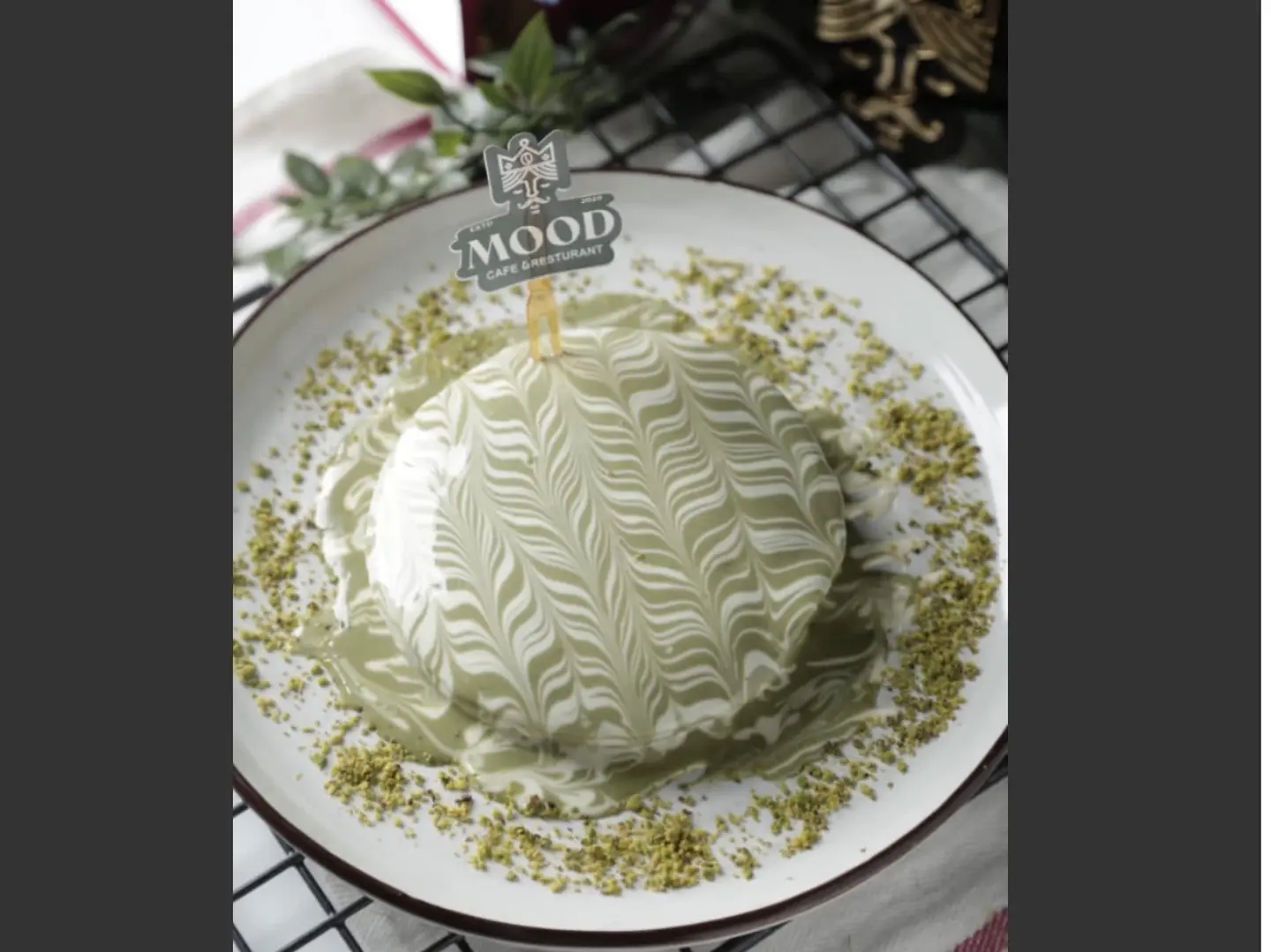 بان كيك بستاشيو