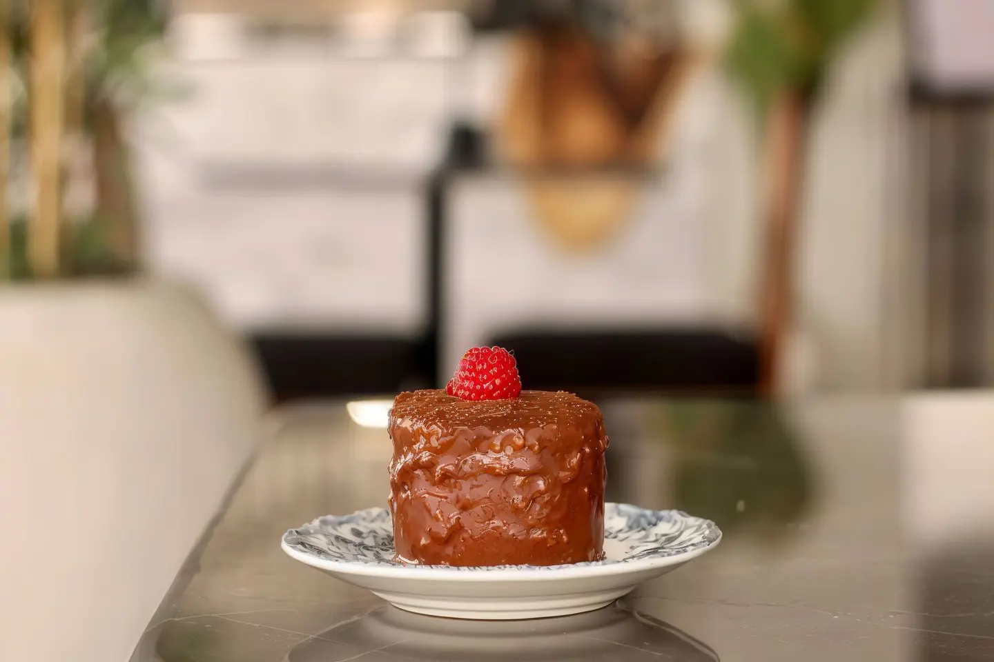 ‏Chocolate Cakewith Berries