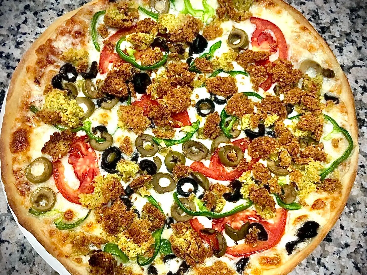 بيتزا فلافل - صغير
