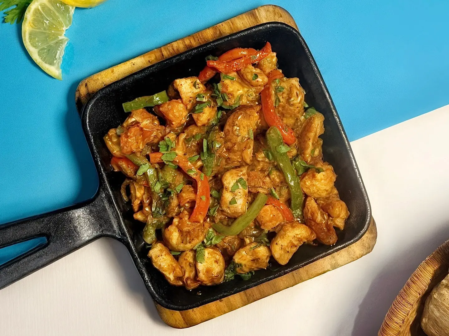 Hmaset Chicken
