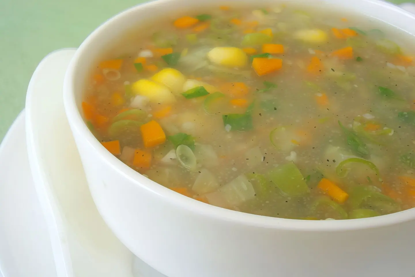 شوربة الذرة الحلوة بالدجاج