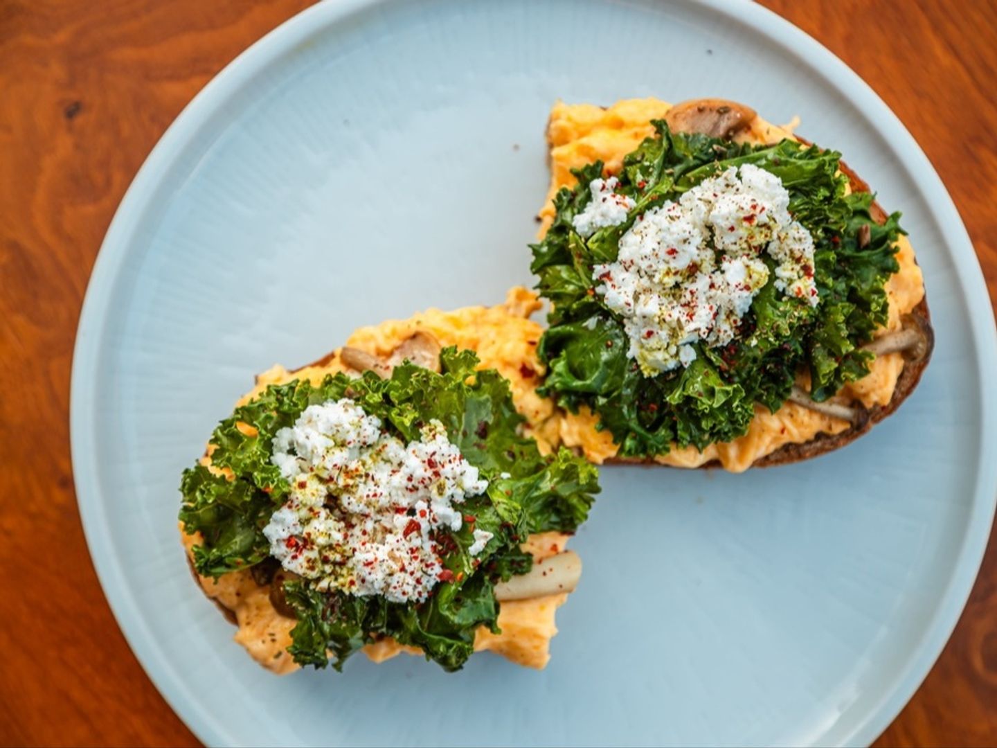 Scrambled Eggs & Crispy Kale