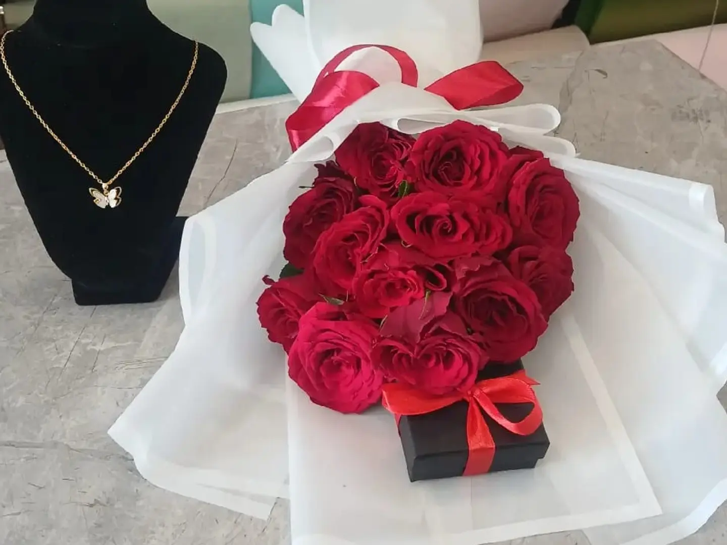 سلسال الفراشه