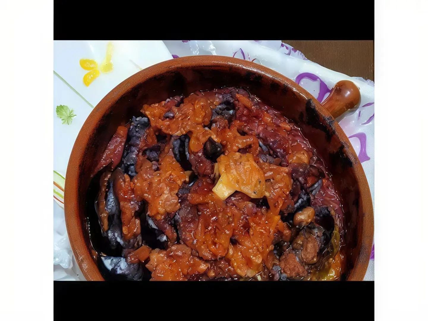 طاجن مسقعة باللحم المفروم