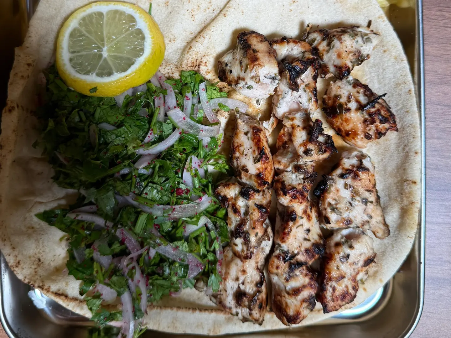 صحن شيش طاووق بالروب