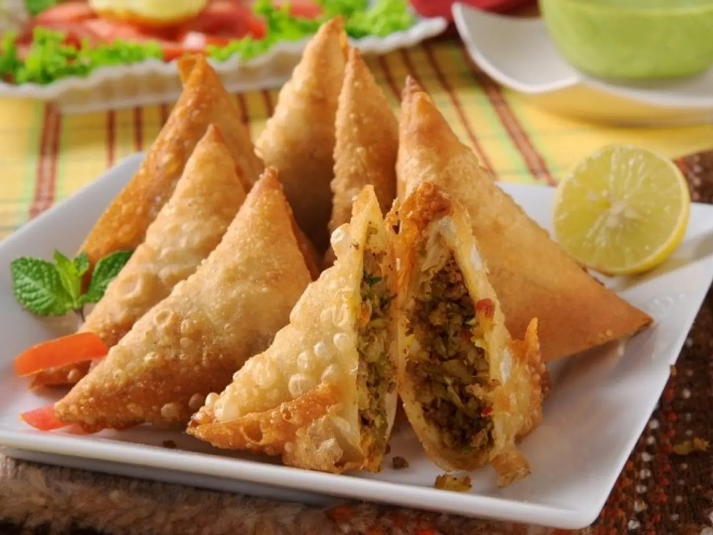 حبة سمبوسة لحم