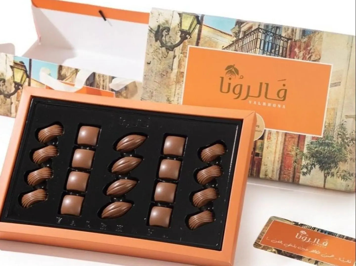 قطع شوكلاته لوتس وفول سوداني - الاصاله