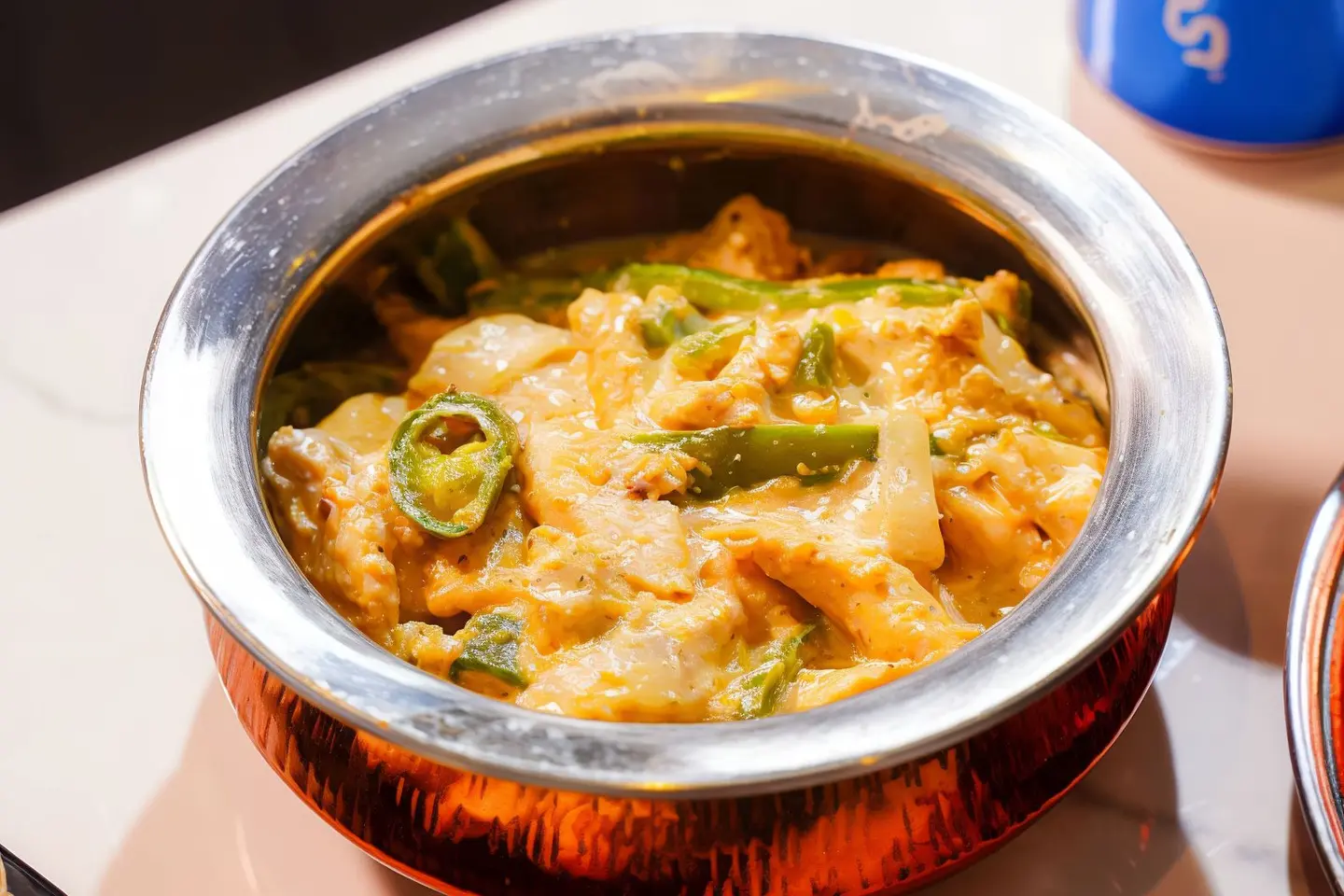 دجاج ريشمي هاندي