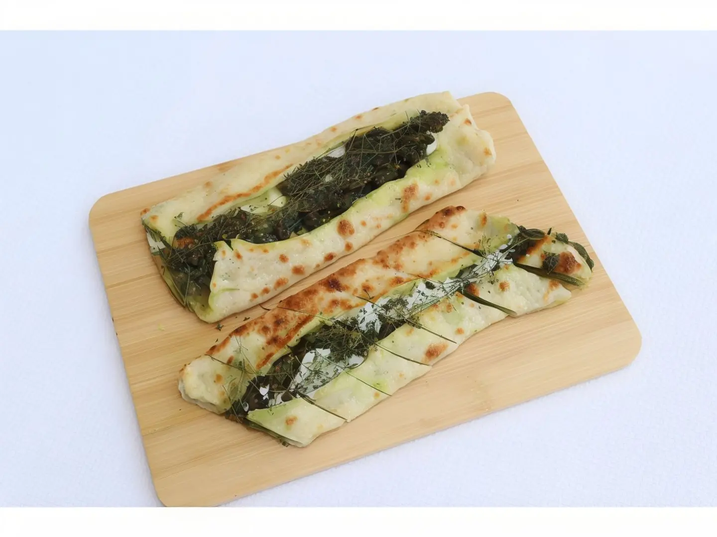 فطيرة لبنة بالزعتر