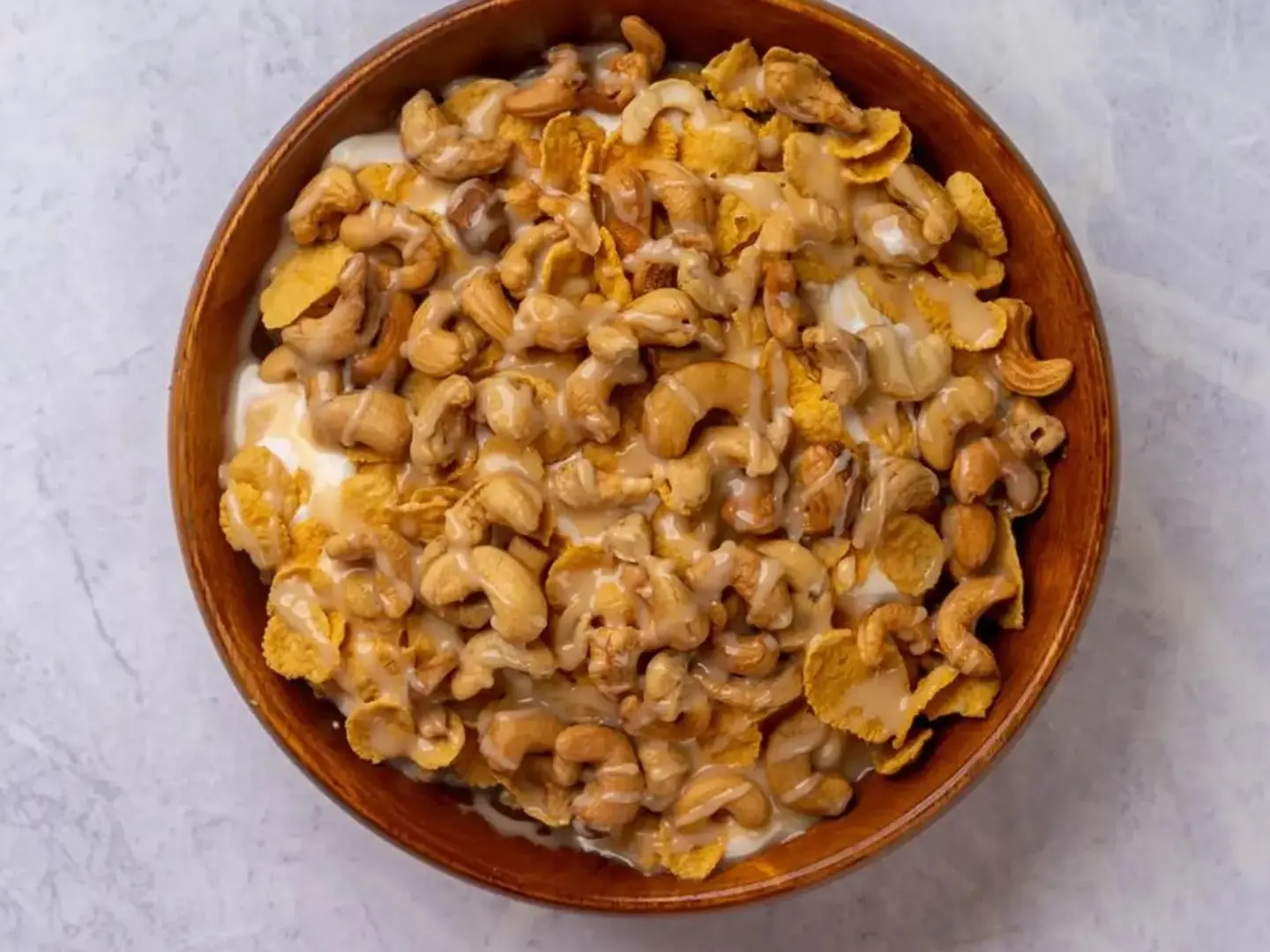 معصوب ملكي كاجو وقرون فلكس