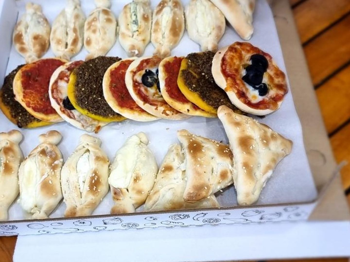 بوكس فطائر مختصه