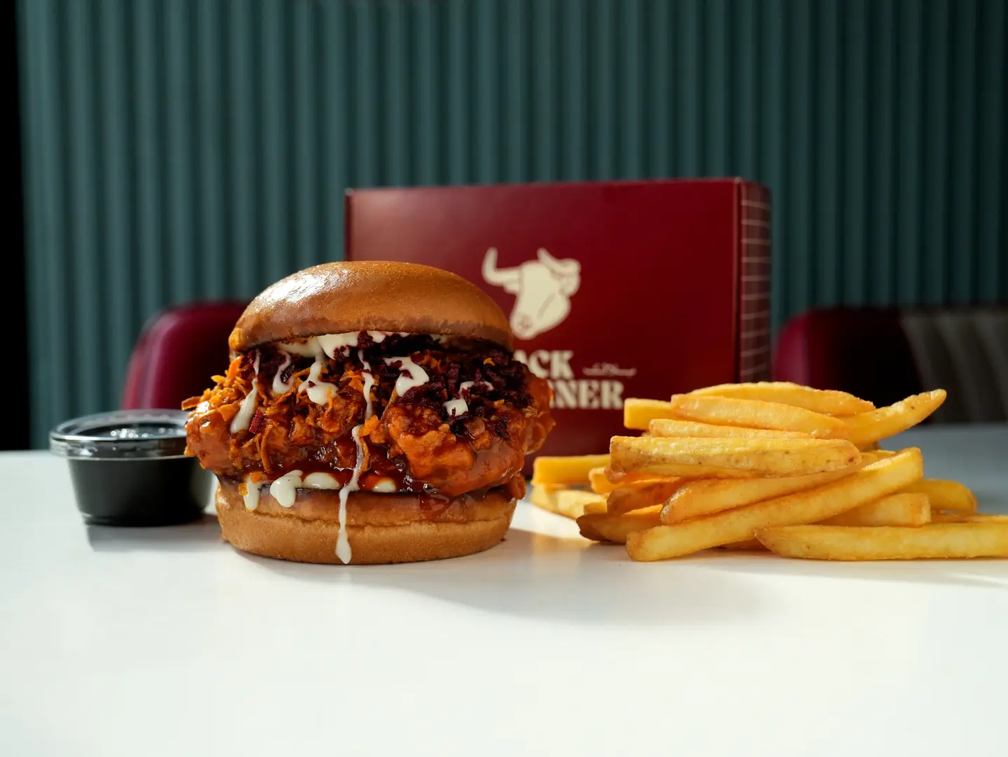 Box Buffalo Chicken Burger