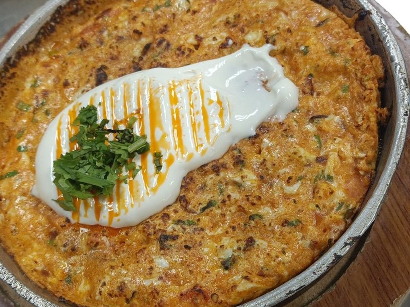 لحسه