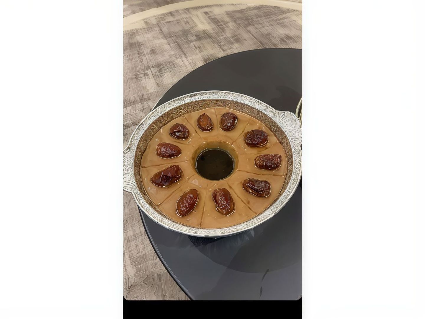 فته تمر قشطه و عسل