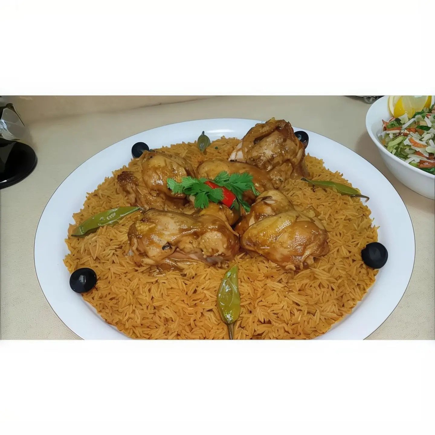 دجاج مظغوط مع الرز حبة