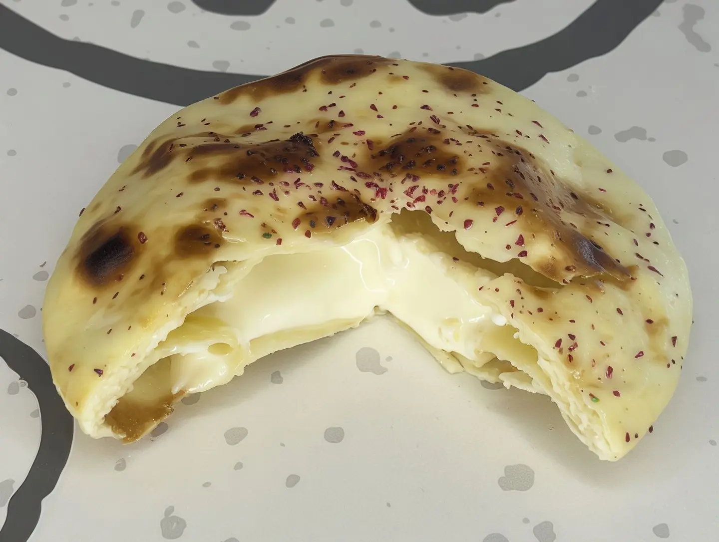 فطيرة جبن سائل