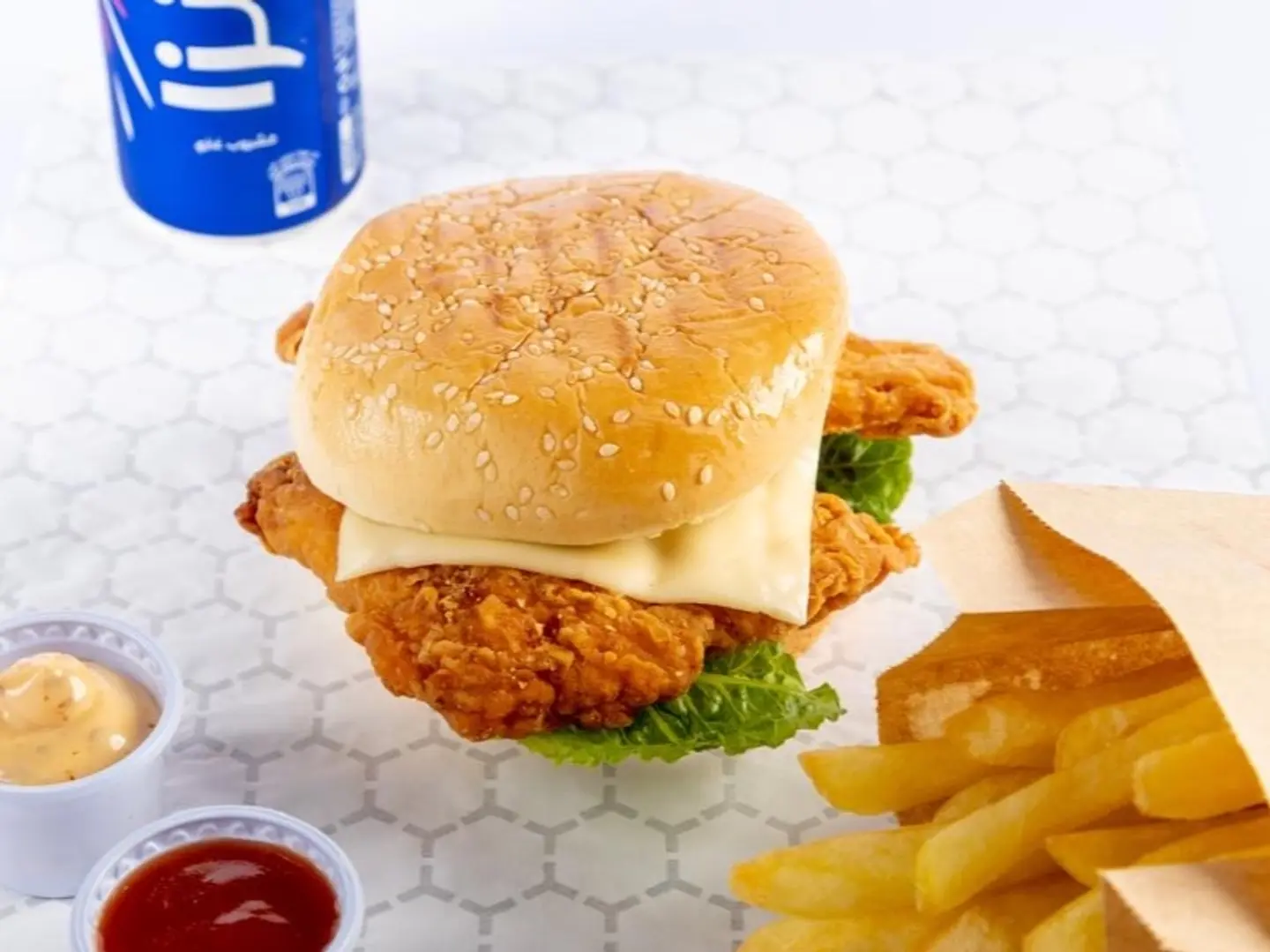 زنجر حار مع بطاطا مع كينزا