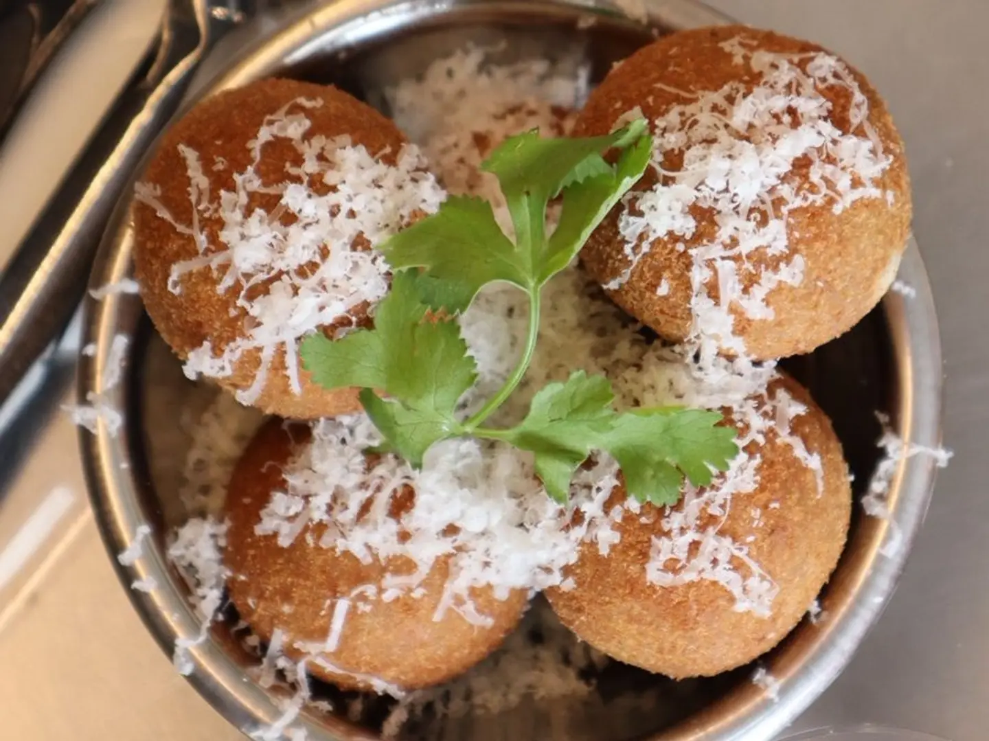 كرات الجبن بالبريسكيت