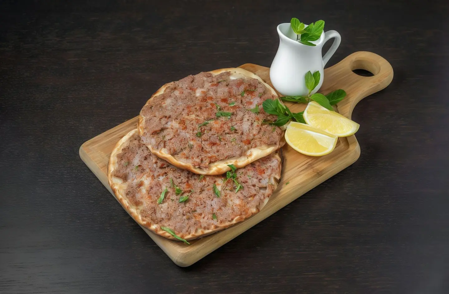 لحم بالعجين