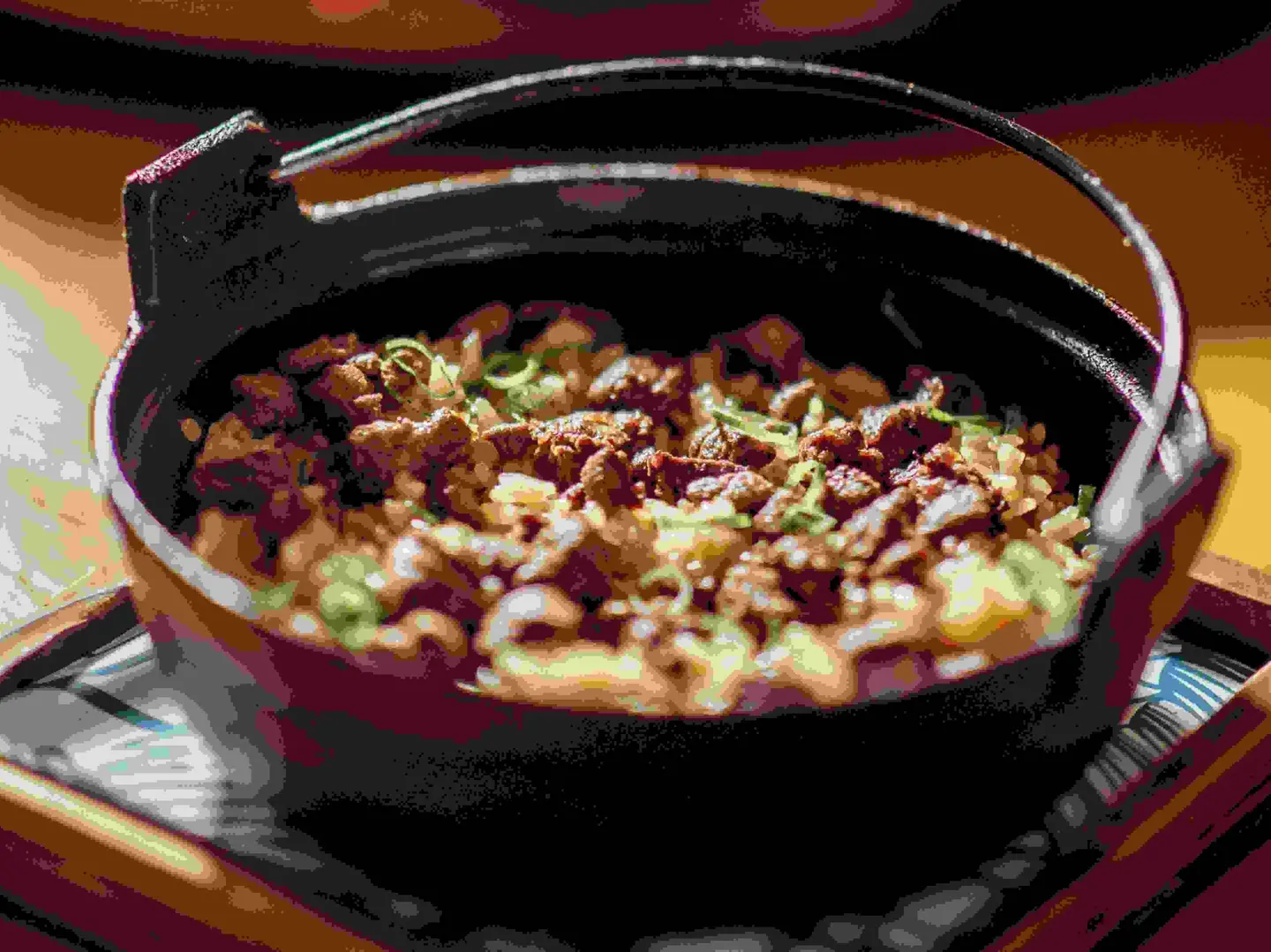 جوهان لحم هوت بوت