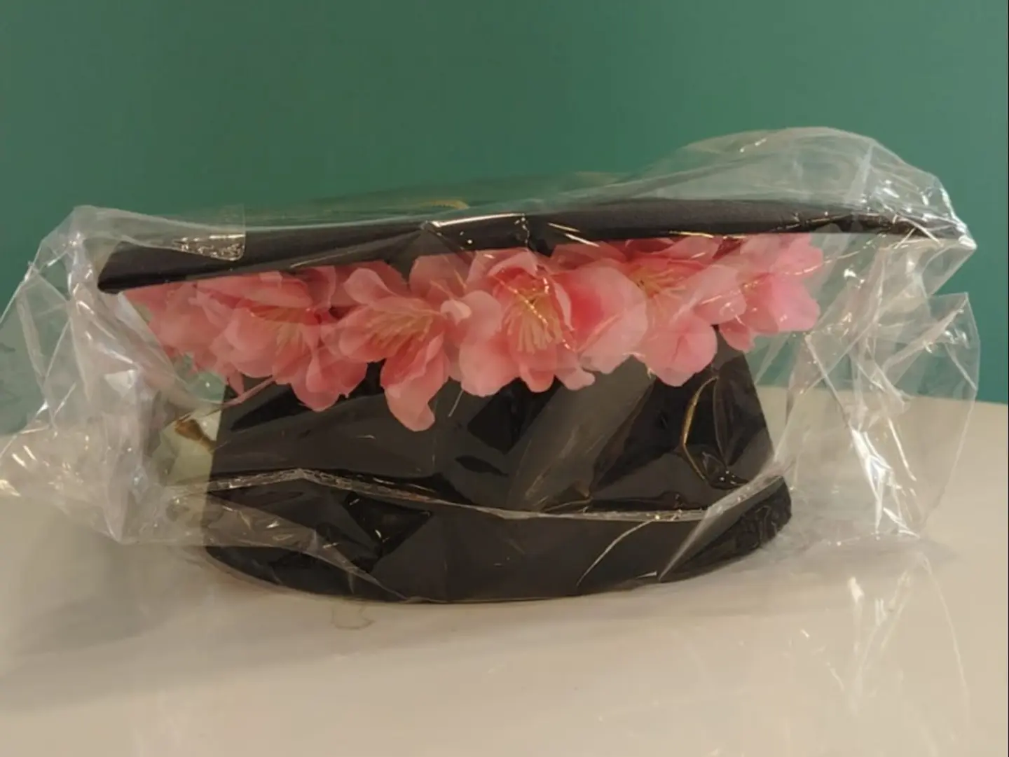 Graduation Cap With Pink Flowers
