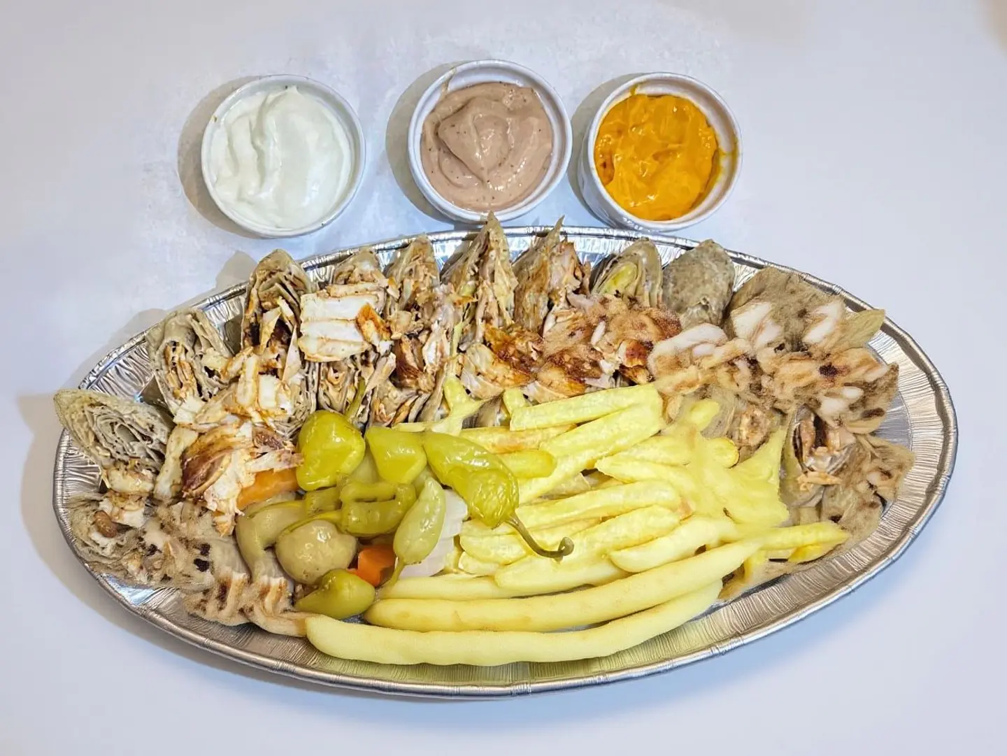 طبق شاورما عائلي وسط