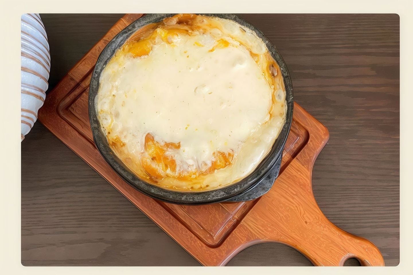 بيض مخصوص