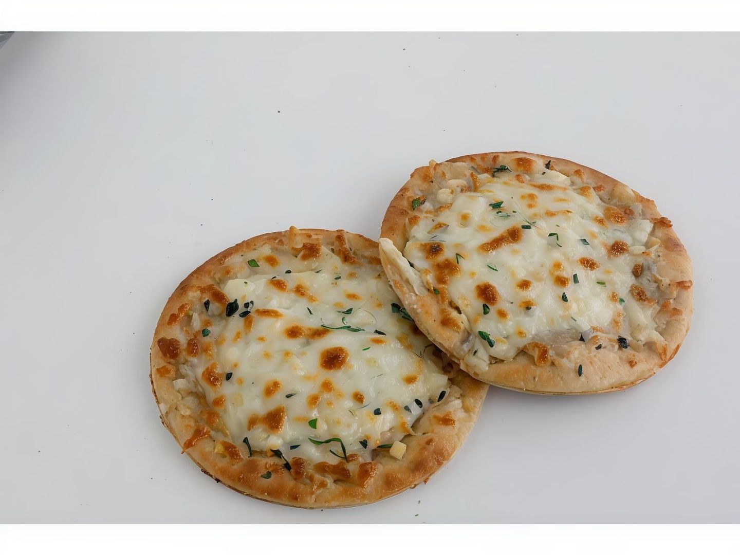 فطيرة موزاريلا