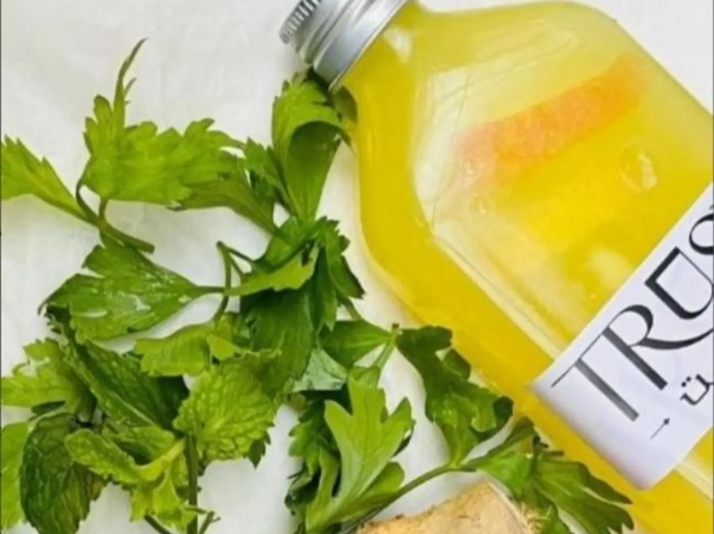 عصير الليمون والزنجبيل