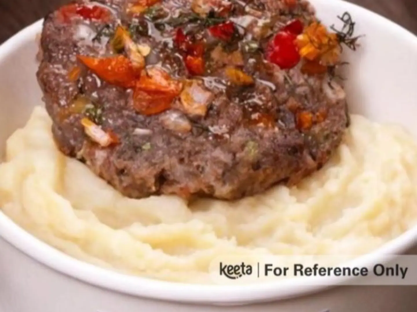 كفتة لحم بقري بالفرن مع بطاطس مهروسة