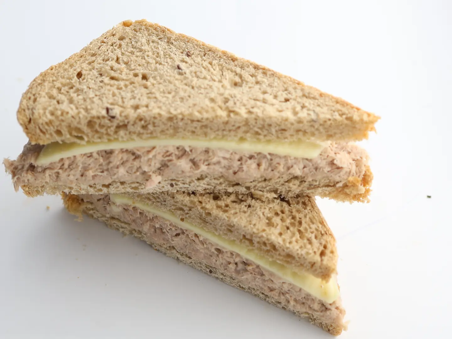 ساندويتش تونا