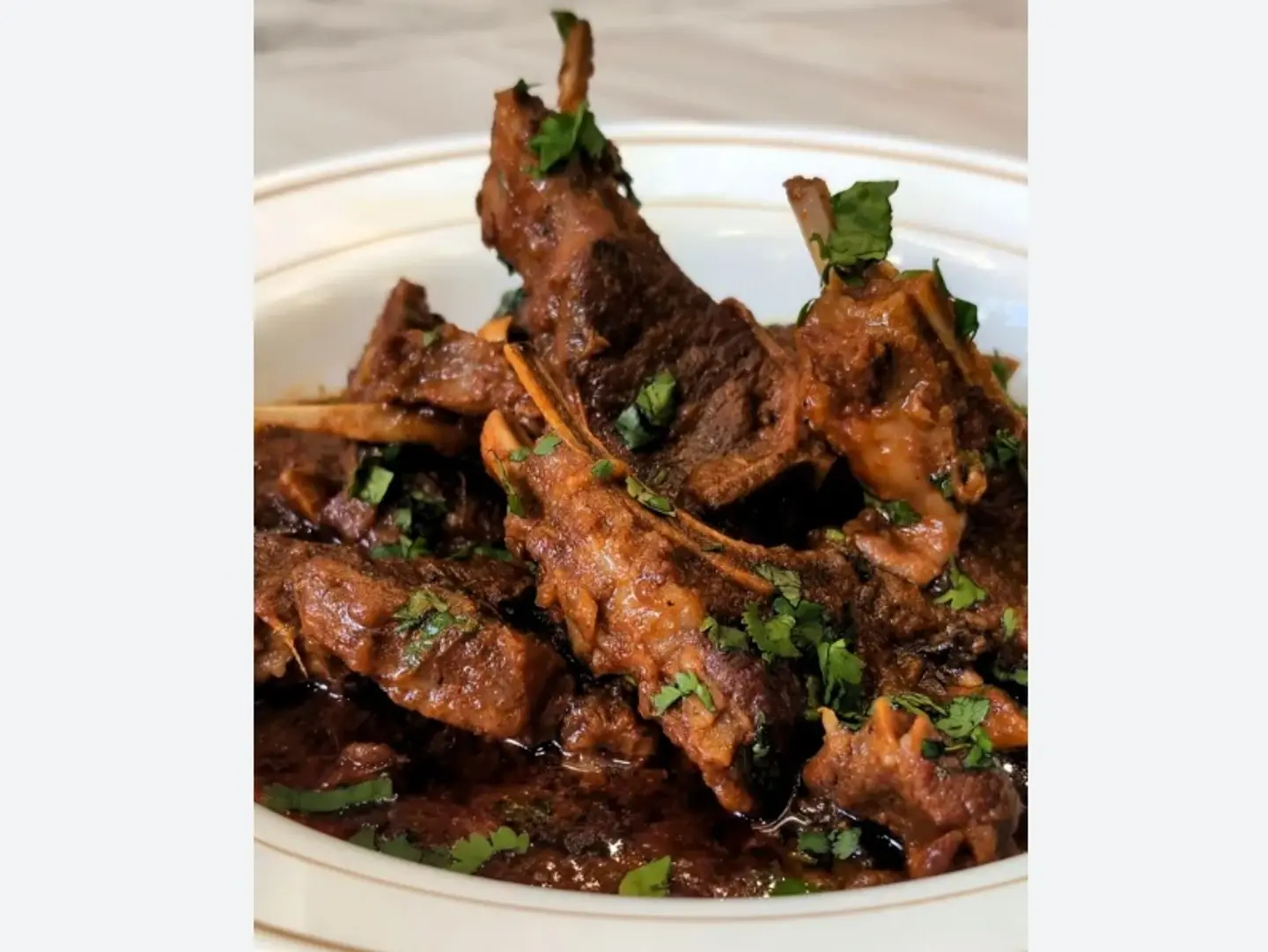 Mutton Chops Masala With Two Tandoori Roti